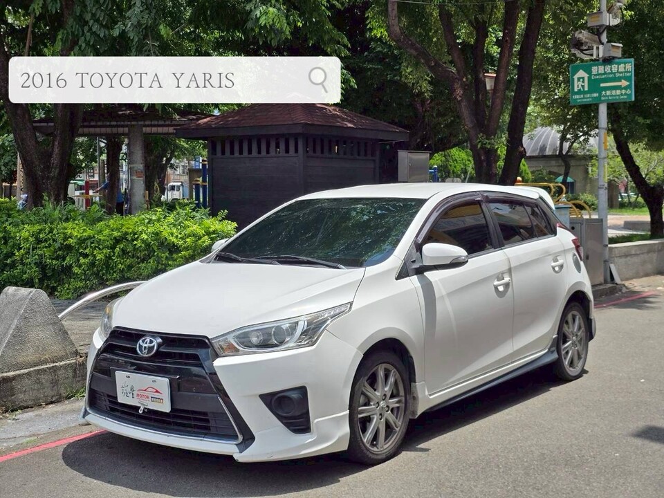 2016 TOYOTA YARIS